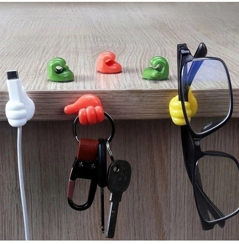 Держатели для проводов и зубных щеток