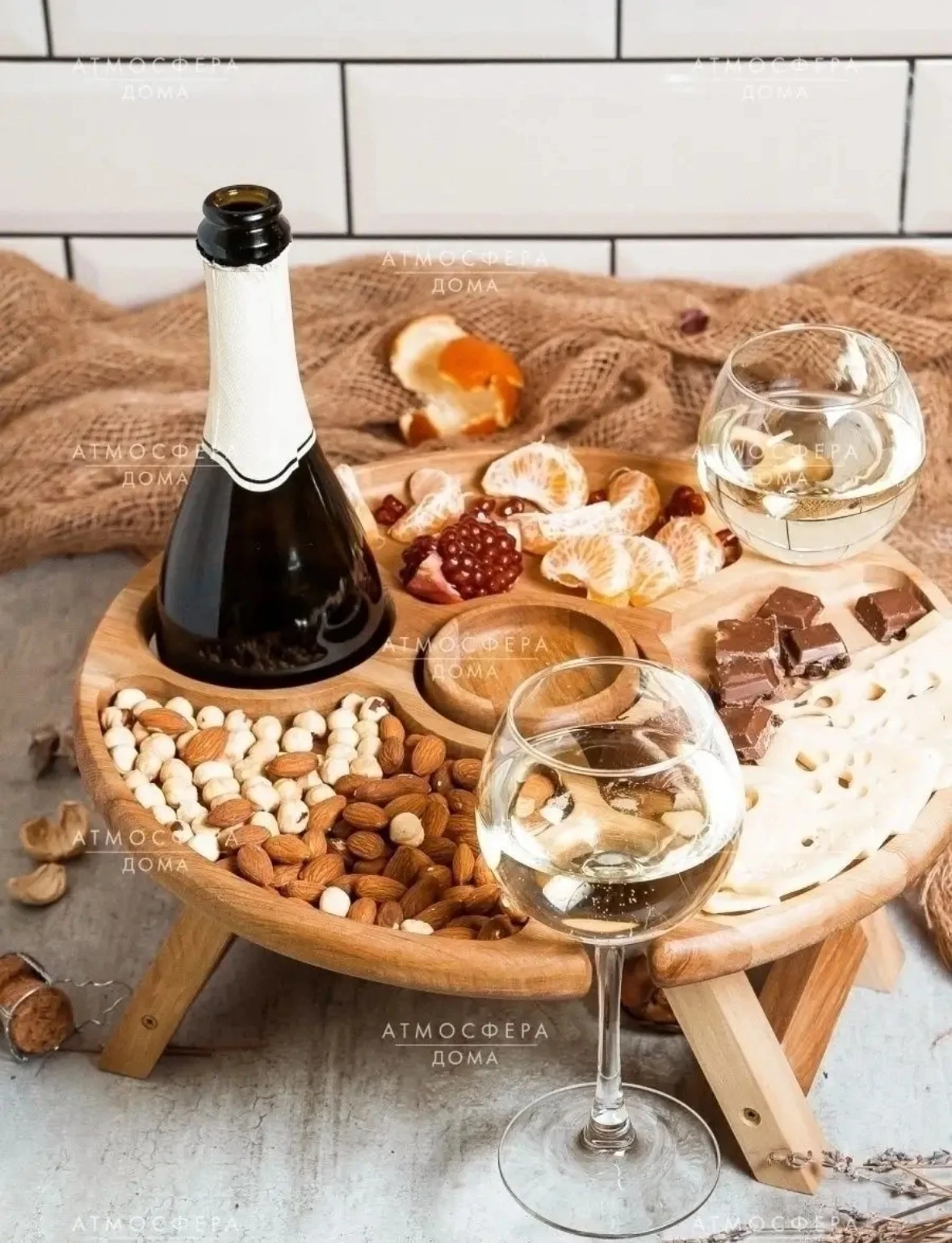 Деревянные менажницы на ножках / Винные Столики