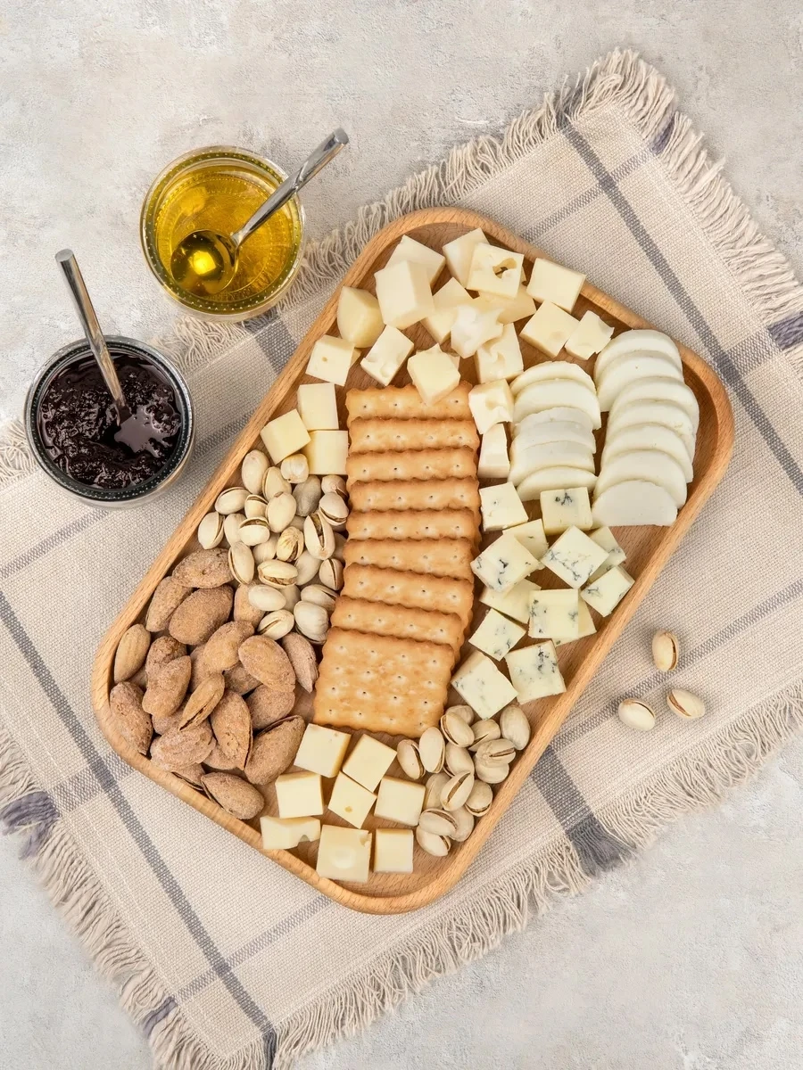 Поднос деревянный