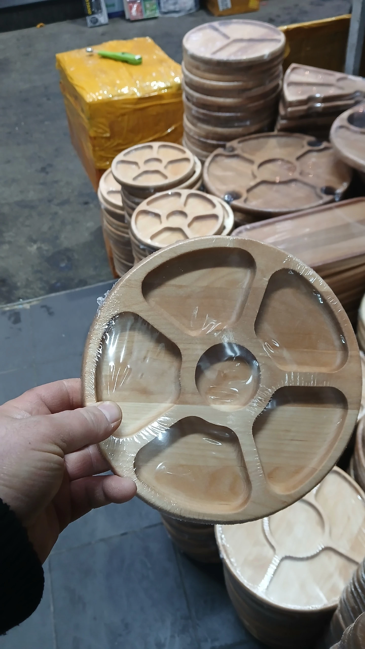 МЕНАЖНИЦА 6 СЕКЦИЙ 20СМ