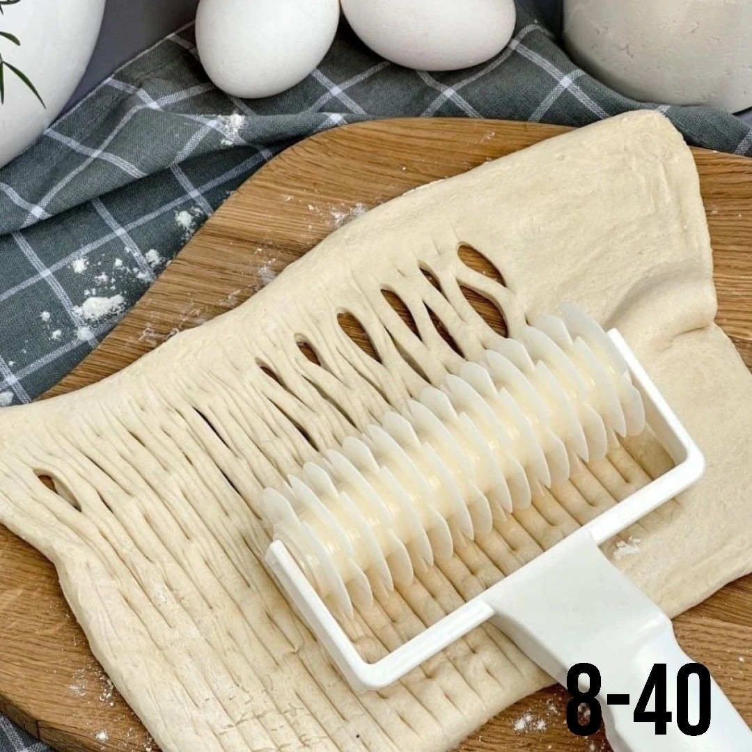 Нож ролик для фигурной нарезки теста